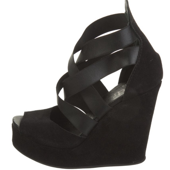 Pedro Garcia Black Suede Wedge Sandals sz 7 ex condition - Picture 2 of 6